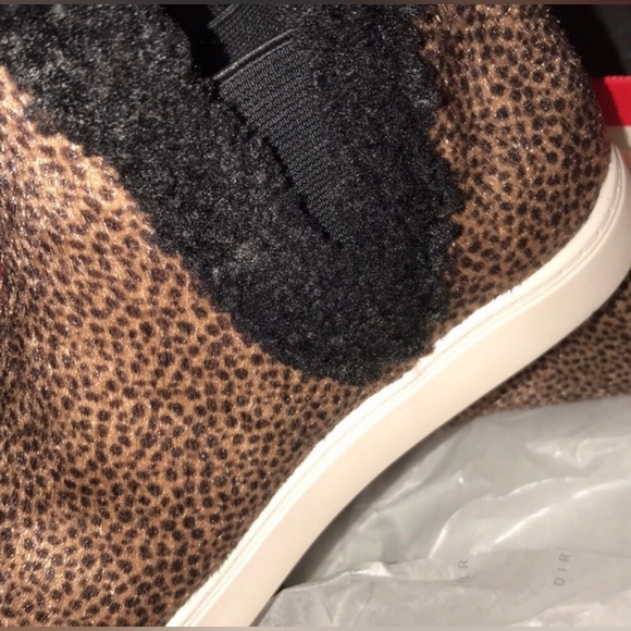 BOGO🔥New Directions Booties 7.5 - Picture 2 of 5